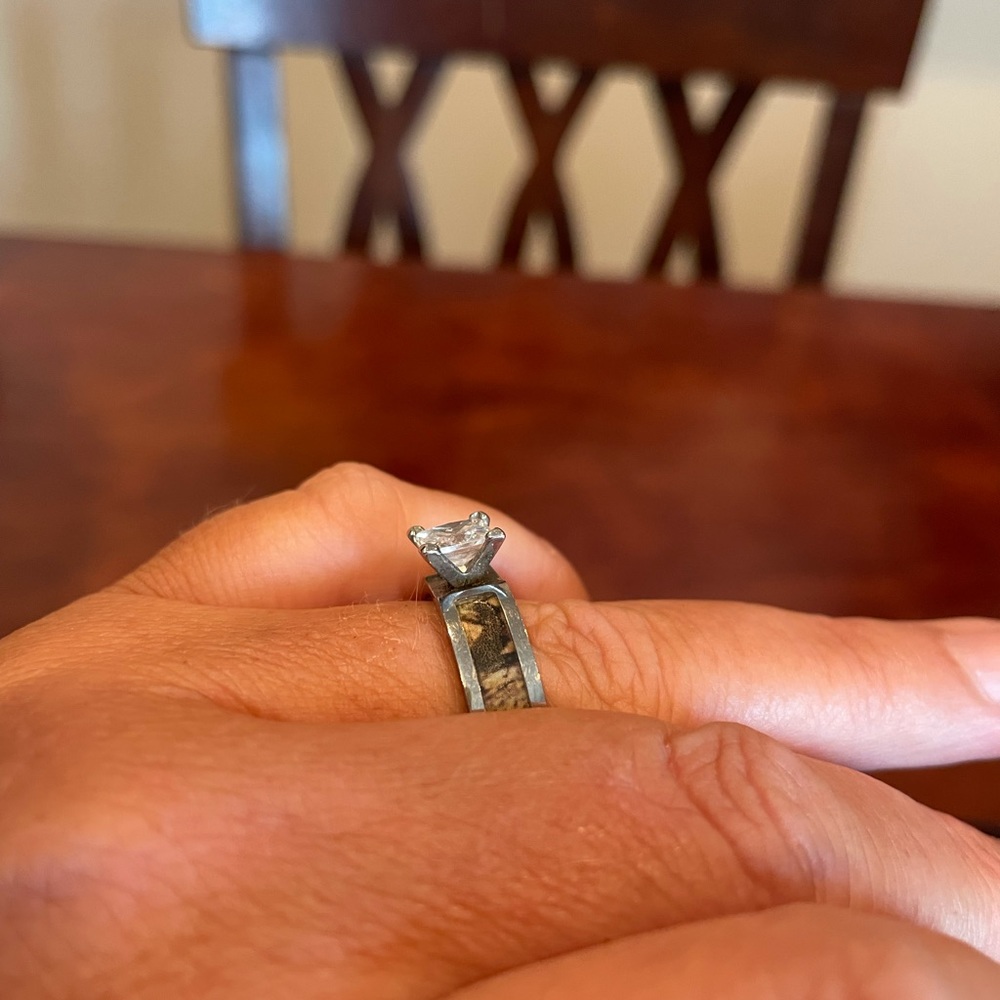Camo Solitaire Ring - Picture 3 of 5